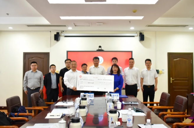 校企合作 双向赋能 | 青源峰达集团与西南石油大学深入校企合作，同谋产学研用新篇章